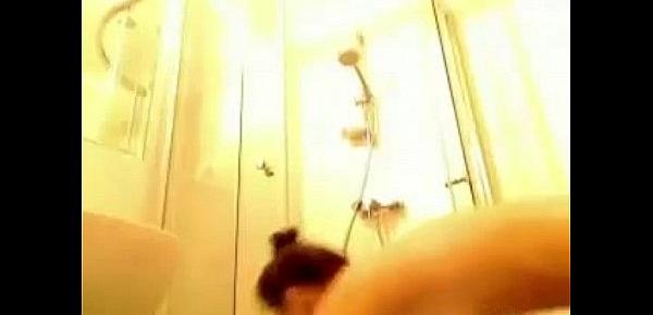  Babe gets filmed in the shower